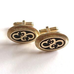 Vintage Anson signed gold tone and black cuff links